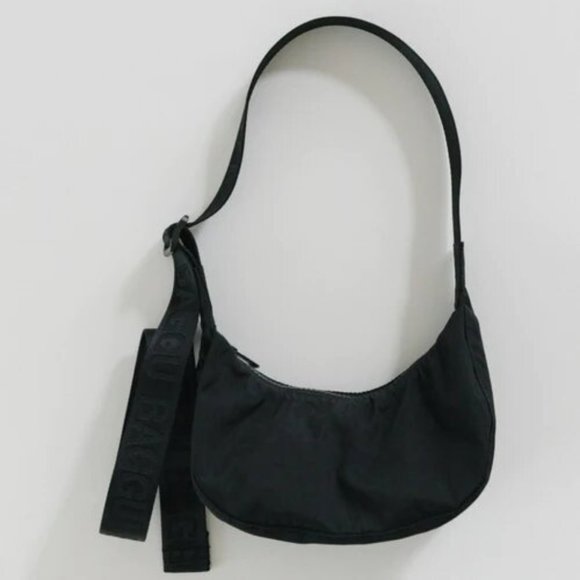 BAGGU Handbags - NWT Baggu Mini Nylon Crescent Bag - Black